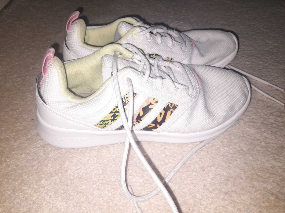 Маратонки Adidas