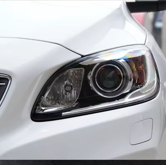 Sticlă Far Volvo XC60 2014-2017