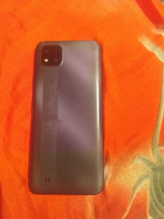 Срочно продам телефон