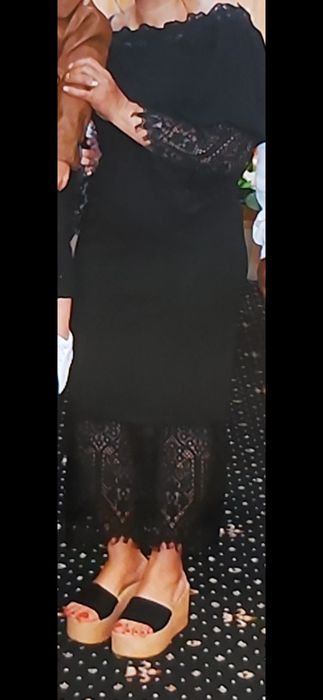 Vând rochita midi