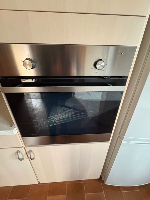 Продавам кухня IKEA