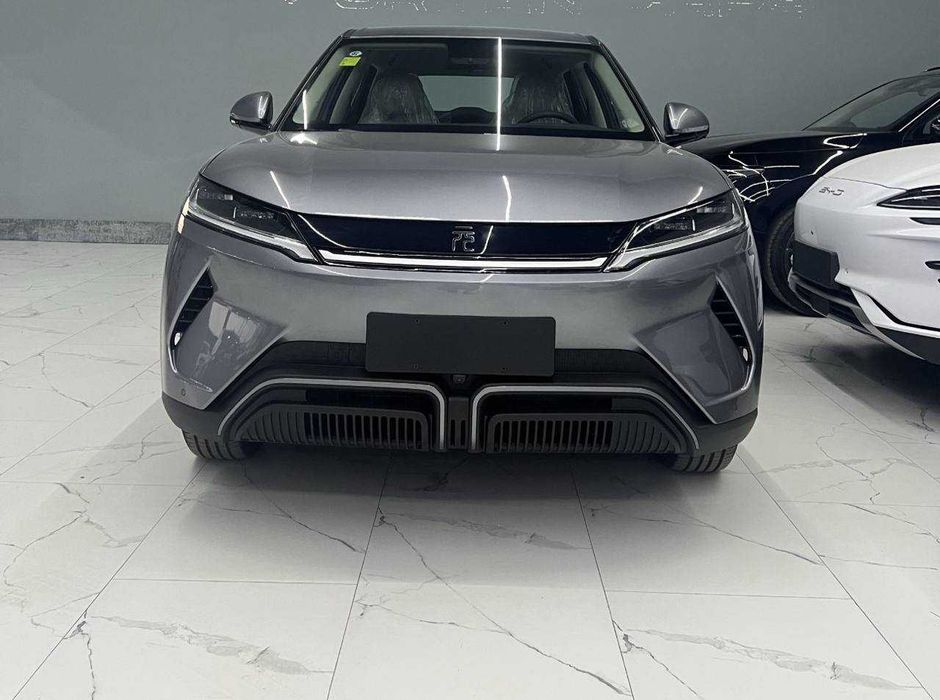 BYD Yuan Up EV Va DM-i