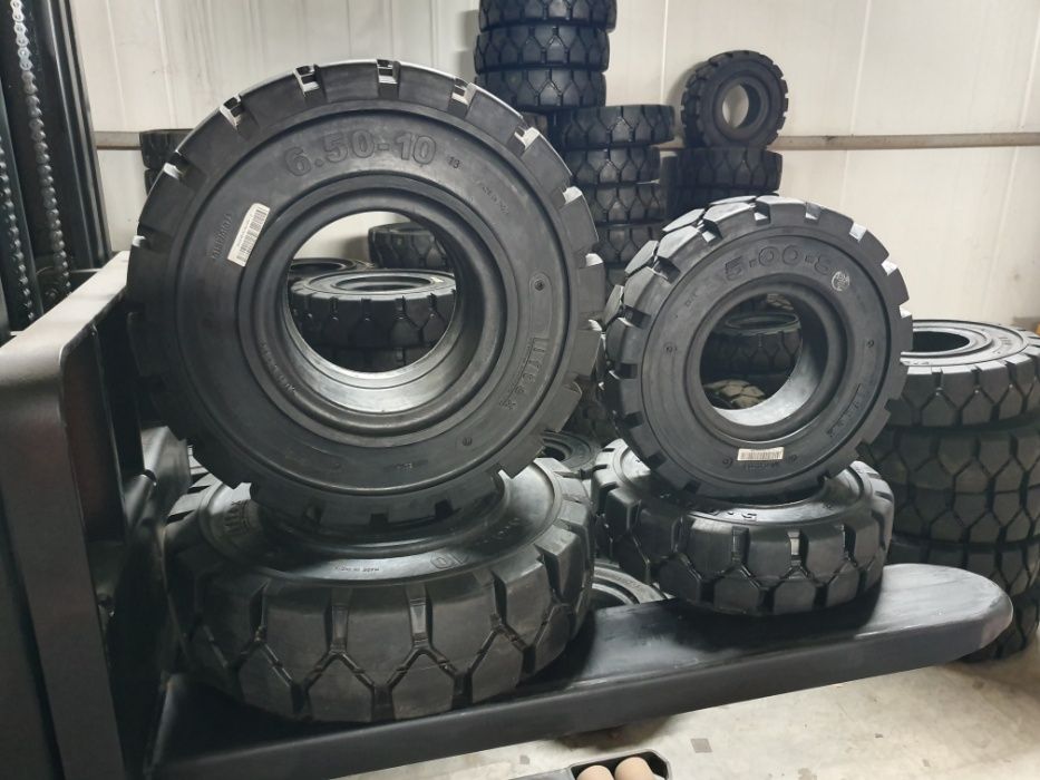 Anvelopa Anvelope Stivuitor 5.00-8 500 8 cauciuc pline sau pleumatic