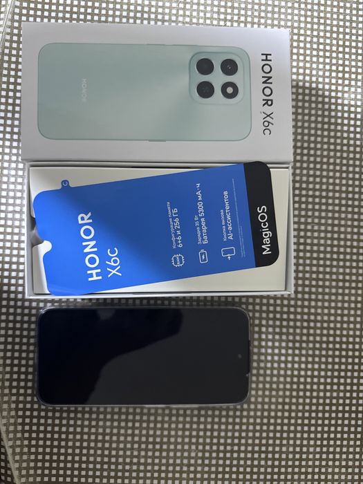 Новый телефон HONOR X6c