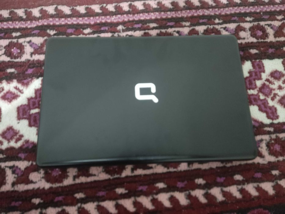 Продам ноутбук compaq