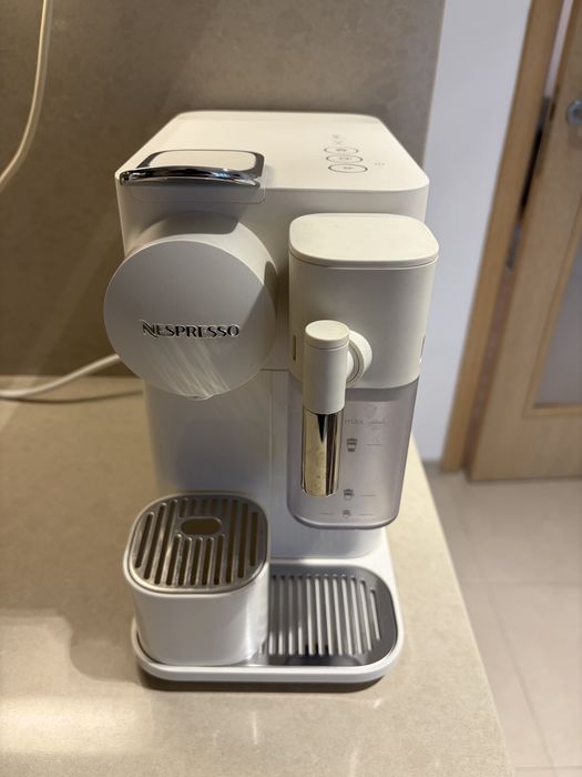 Lattissima One Silky White