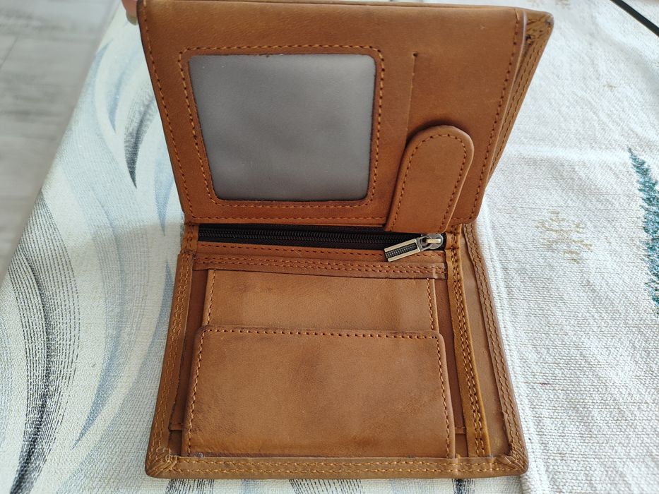 Мъжки портфейл естествена кожа