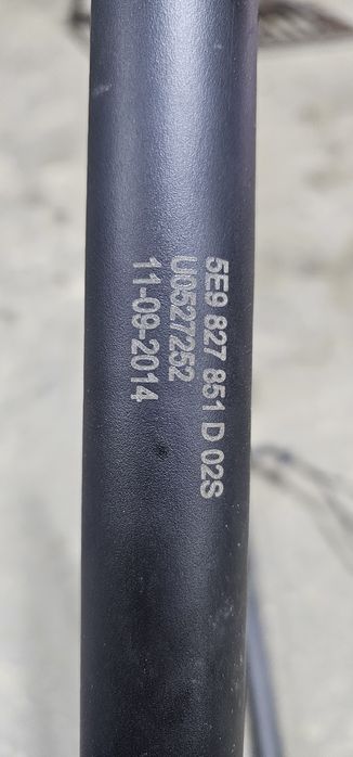 Amortizor hayon electric skoda Octavia 3 cod 8E9827851D ,8E9827852D