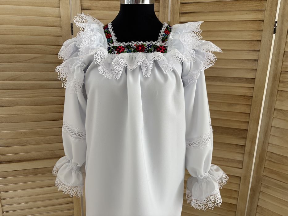 Camasa populara de Maramures pentru femei