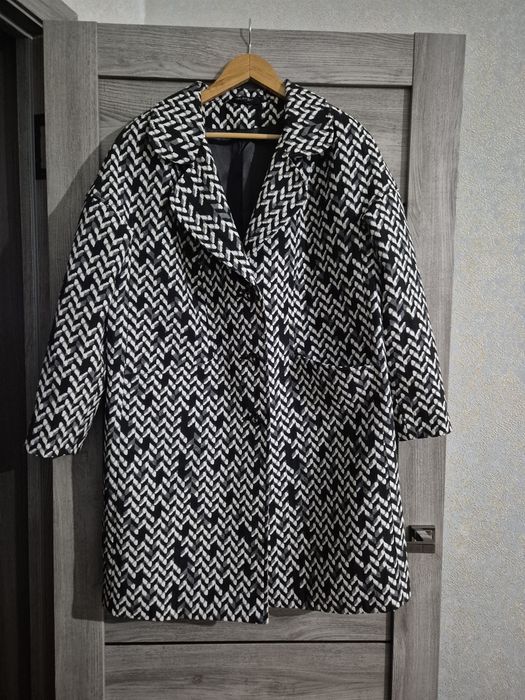 Продается пальто