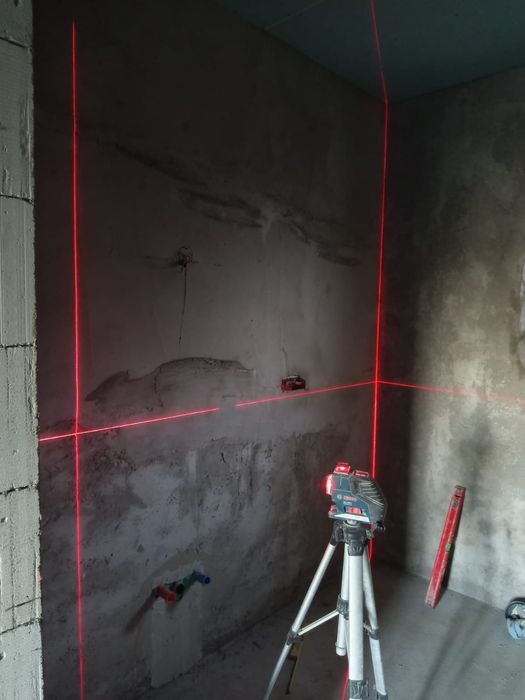 Vând laser Bosch profesional