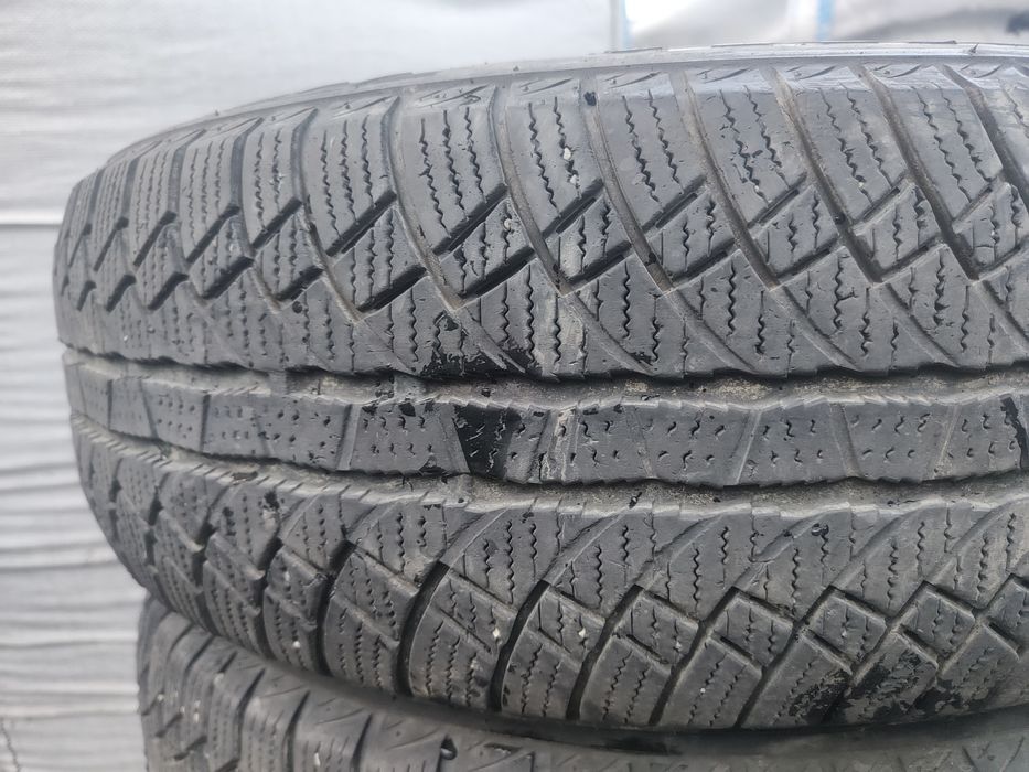 Anvelope de iarnă 185/65R15