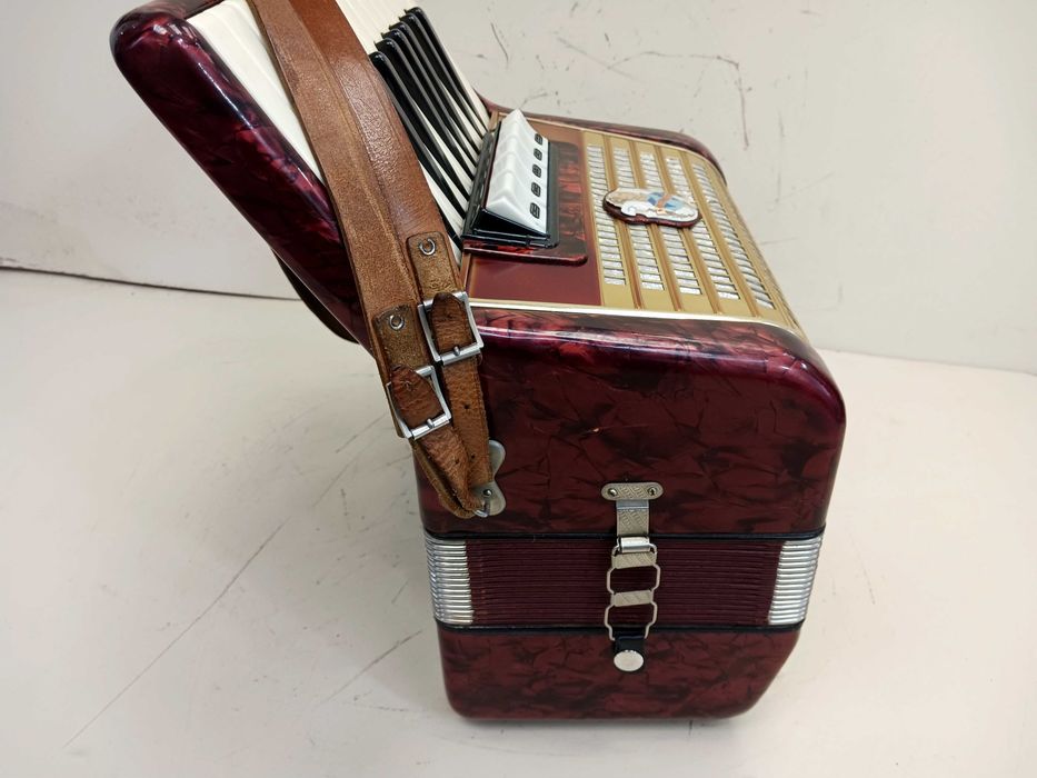 Acordeon Weltmeistr 48 de bas