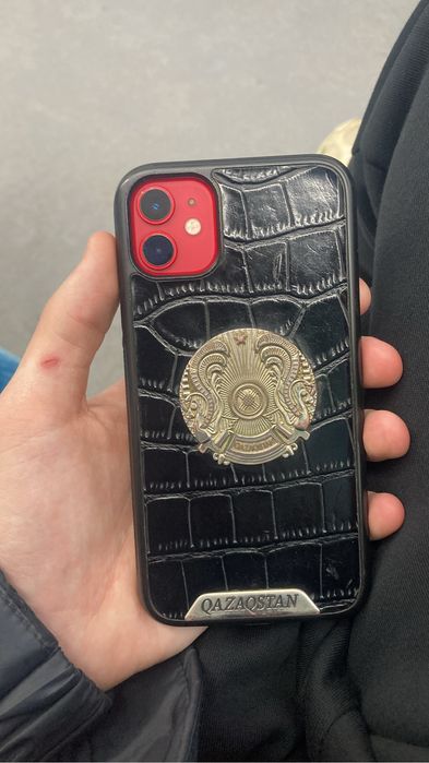 Айфон 11 продам 50к