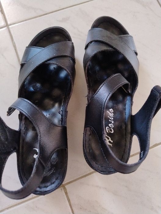 Черни сандали  естествена кожа