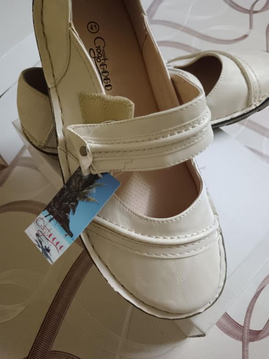 Нови дамски балеринки.