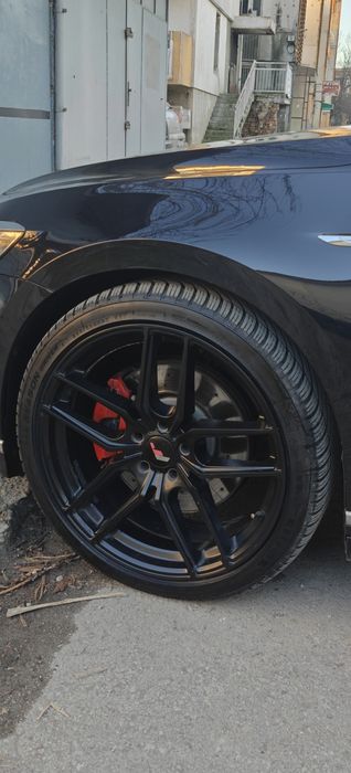 Продавам оригинални JR 25 5x112 20" с гуми