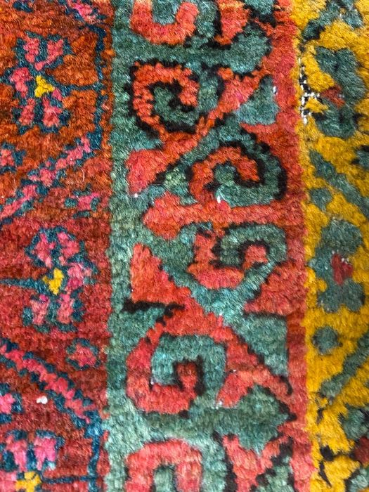 Ковер ручной работы