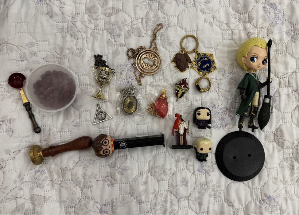 Мерч по гарри поттеру