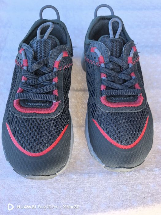 Детски маратонки nike номер 30 перфектни стелка 18. 5см