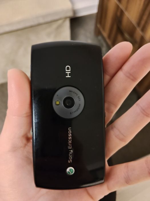 Sony Ericsson ..