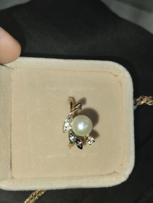 Кольцо с жемчугом