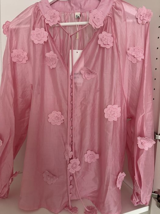 Дамска риза с цветя