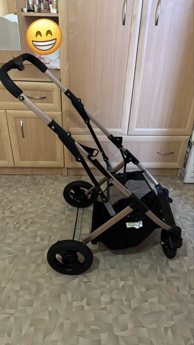 Детская коляска.