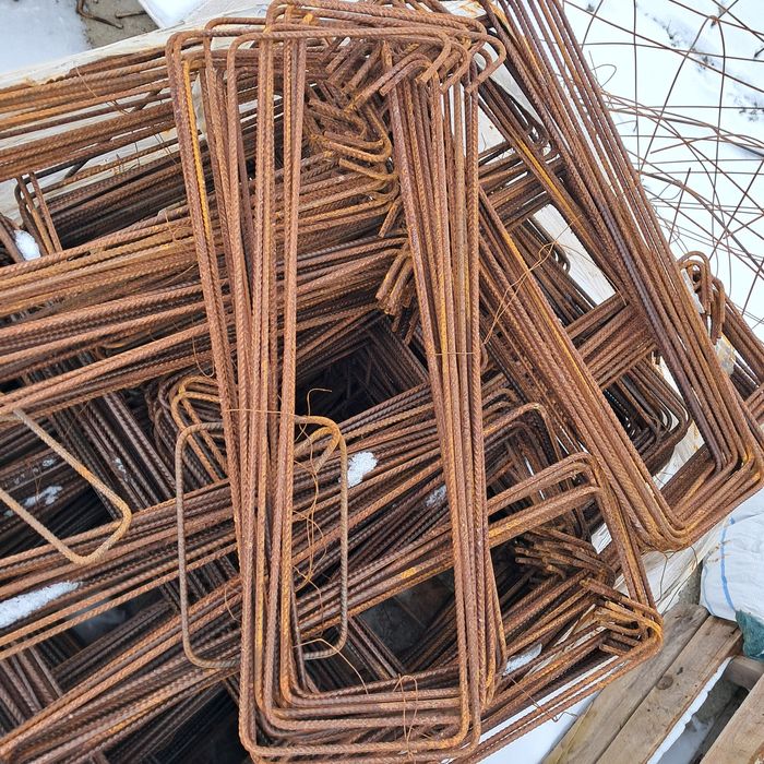 De vanzare Etrieri FY 8