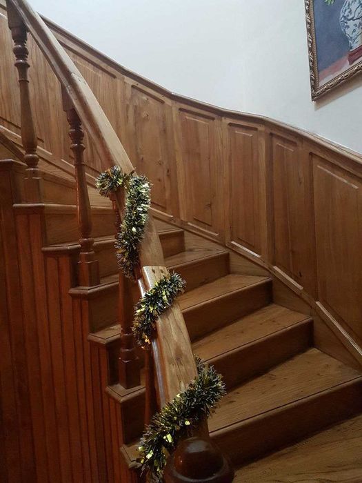 3 х этажный добротный дом 8, 9 соток