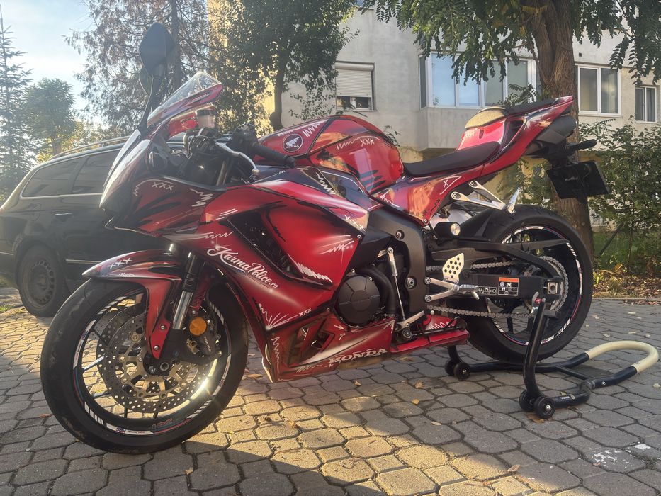 Honda CBR600RR 2025 – Predare Leasing  sau plata Prin factura  – 6.200 km – TVA deductibil