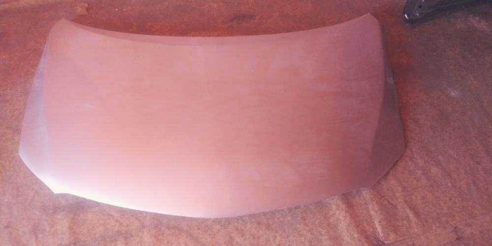 Капот Тойота корола