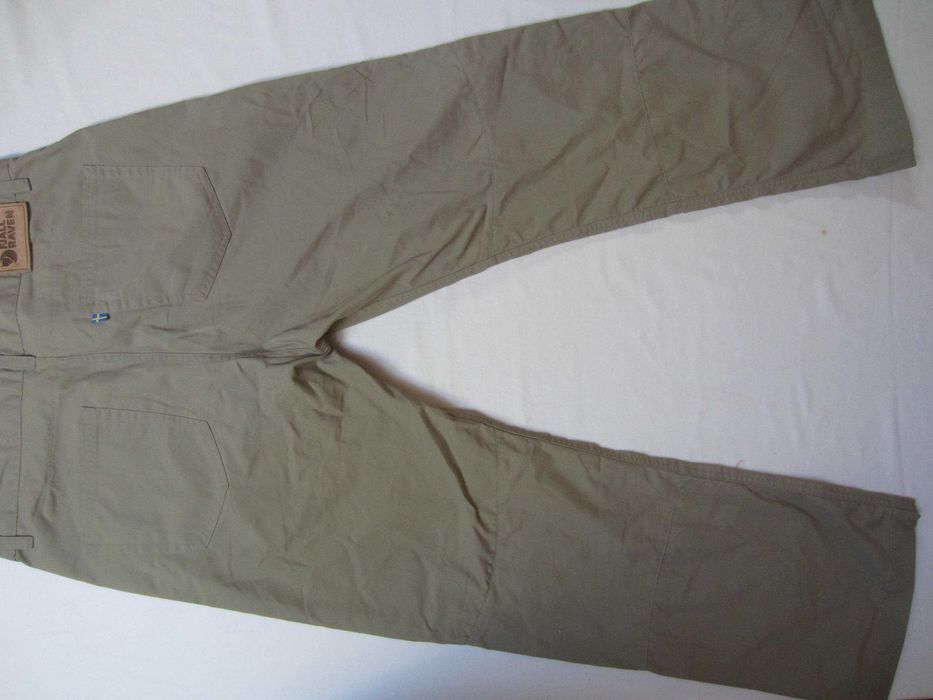 Pantaloni dama Fjall Raven,drumetie,masura 50, bej,stare f.buna