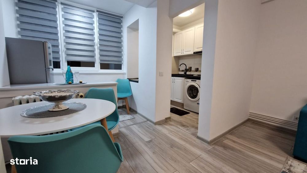 Inchiriere Garsoniera cocheta zona Coresi Tractorul