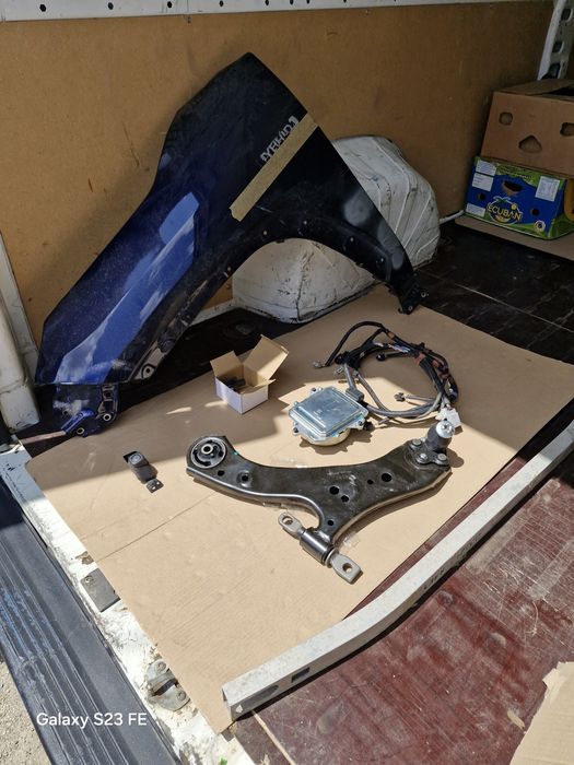 Grila proector Toyota rav4 2024