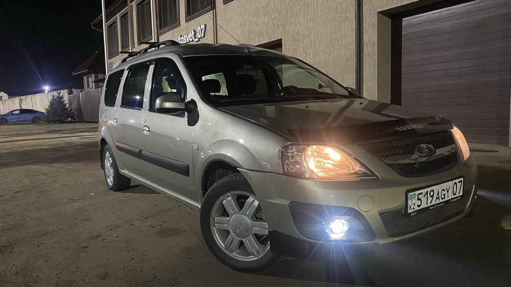 Lada largus 2015 г.