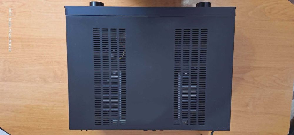 Amplificator Marantz PM-7000 Cu Telecomanda