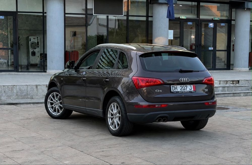 Audi Q5 /2.0 /tdi/170 cp/ /Quattro S/Tronic/Automat/