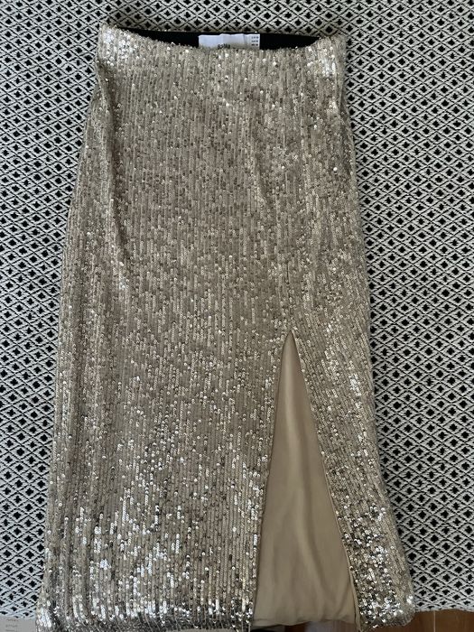 Нови рокли - хс и с