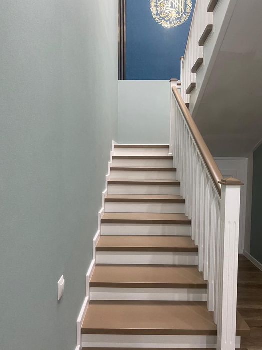 Продажа коттеджа  240кв