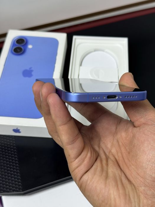  iPhone 16 5G 256gb HX/A EAC ultramarine акб 97%