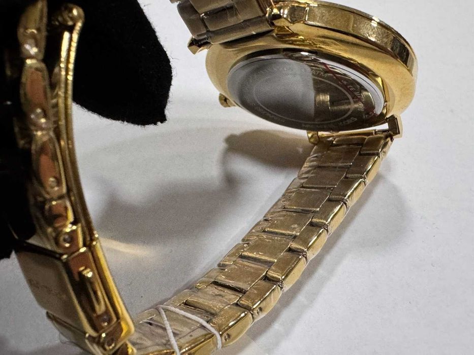 Дамски часовник Michael Kors Pyper Black Pearl MK4593