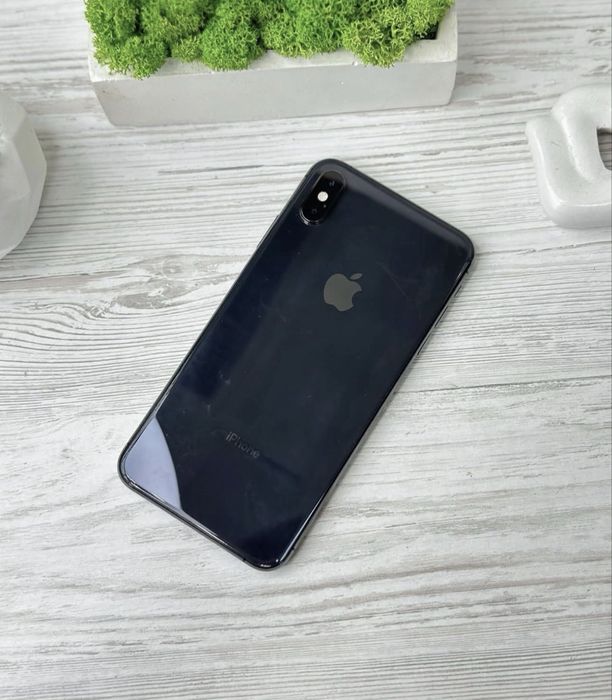 Iphone xs max srochna sotiladi!