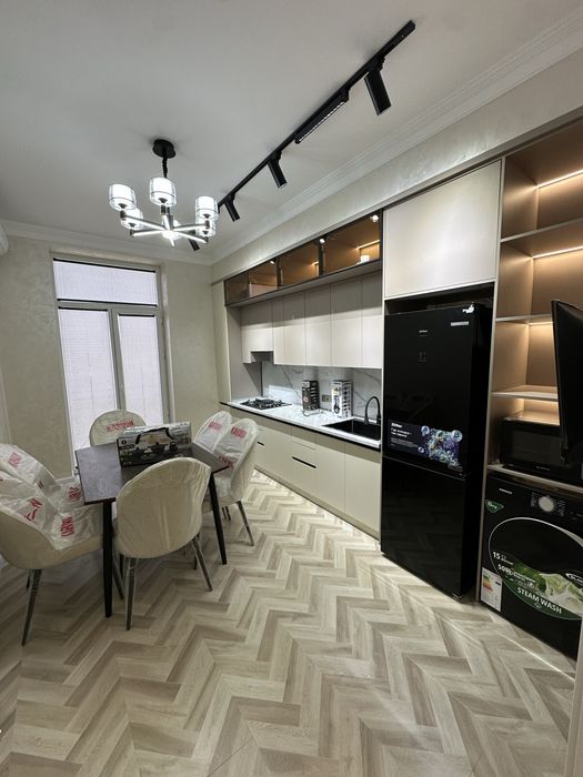 Сдаётся шикарная новая квартира долгосрочную аренду!