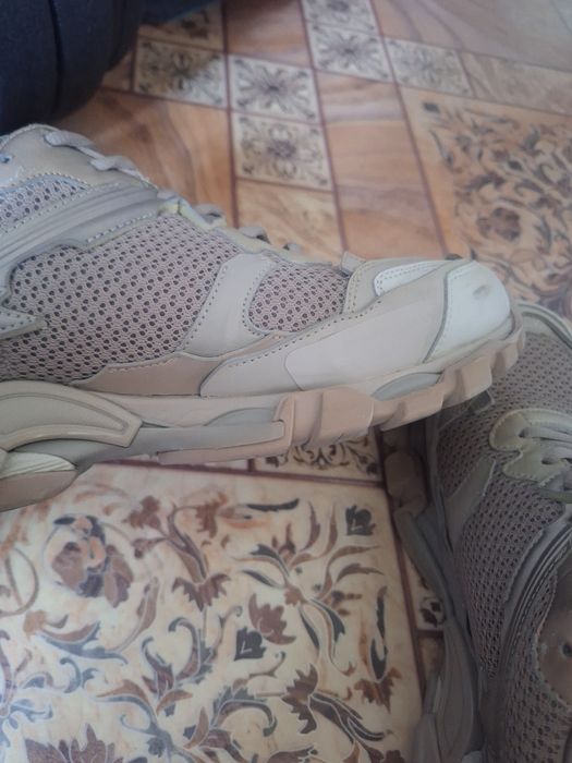 Balenciaga track 3