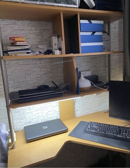 Компьютерный стол