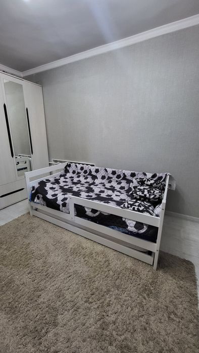 Продам кровать детскую
