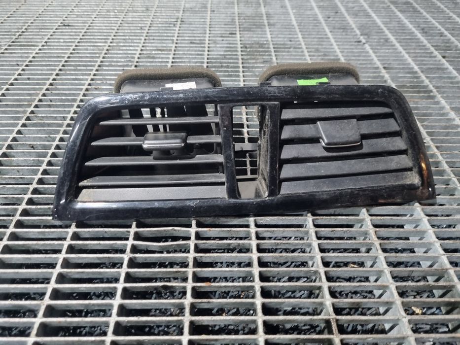 Grila Ventilatie Centrala Suzuki SX4 S - Cross II Facelift (1267) 73610 Garantie