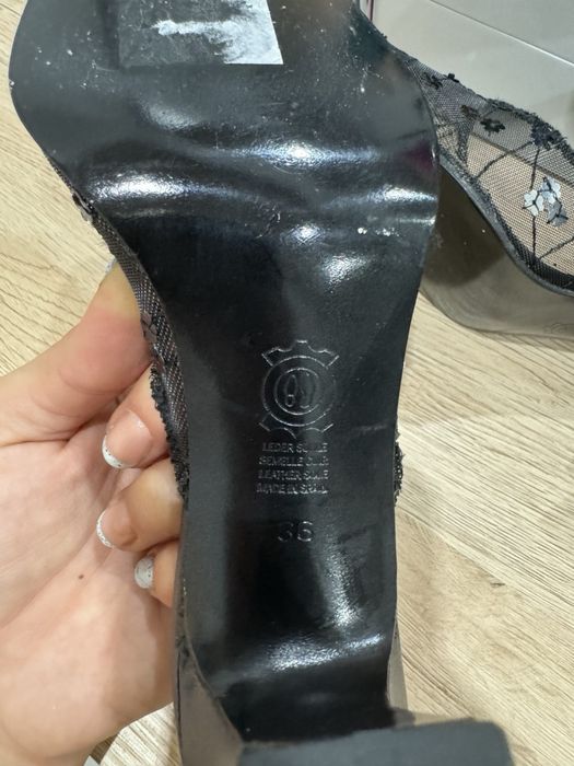 Нови мрежести обувки Rebeca Sander