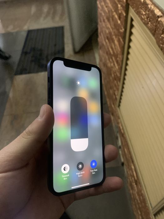 Продам айфон 12 мини